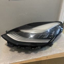 2017-2023 Tesla Model 3 Left Headlight 