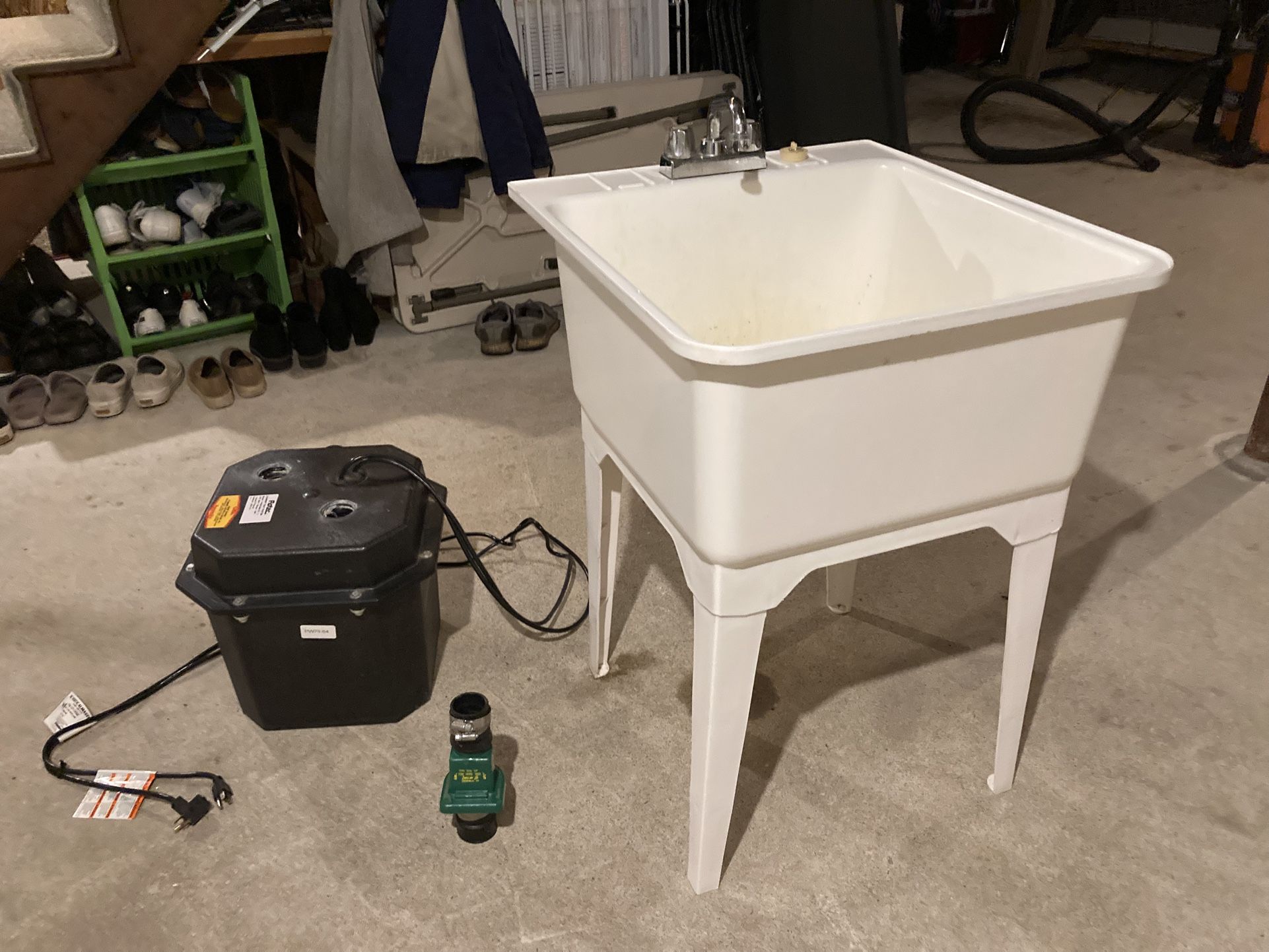 Slop Sink, Flotec Laundry Tray System (sump pump)