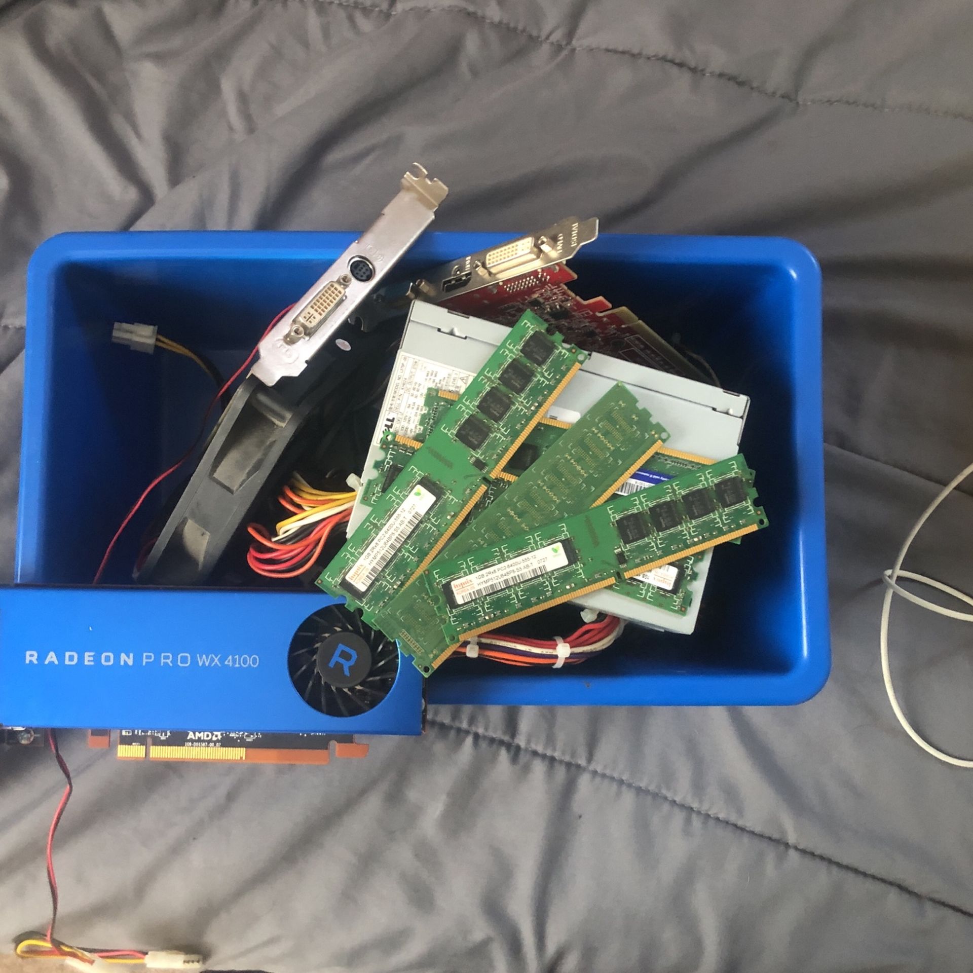 lot of pc parts un Tested