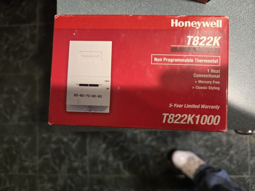 Honeywell T822K 1000 Thermostat