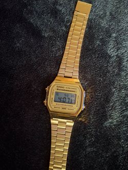 Casio Illuminator Digital Quartz Gold Tone Stainless Steel Bracelet Watch