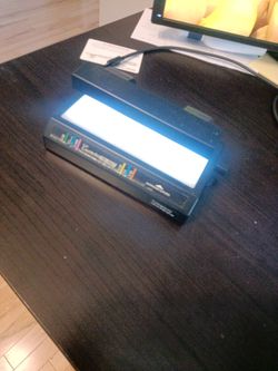 Tri test ultraviolet counterfeit detector