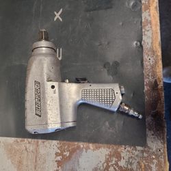 Blue point 3/4 inch impact gun.