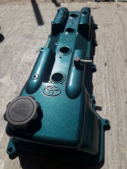3RZ-FE valve cover