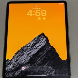 iPad Pro 12.9-inch (6th Generation) 256GB