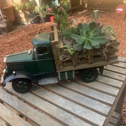 Father’s Day Arrangements 