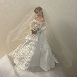 Victoria Bride Doll 