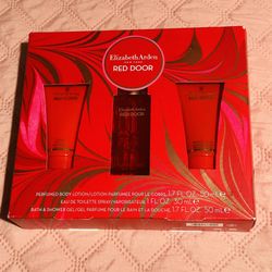 Elizabeth Arden Red Fragrance Gift Set $20