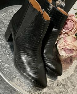 Franco Sarto Boots Size 7