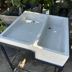 LAVADEROS DE CEMENTO Y GRANITO