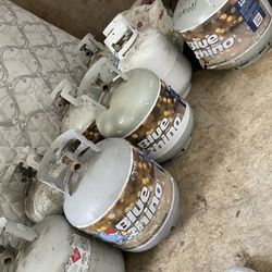 15 Propane Tanks Empty