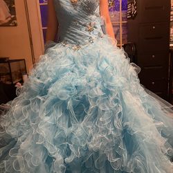 Quinceañera Dress/ Vestido De Quinceañera