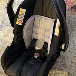 BABY TREND INFANT CAR SEAT
