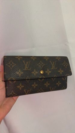 Louis Vuitton Monogram wallet