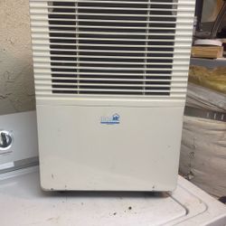 Ideal air dehumidifier