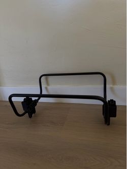 Uppababy Mesa Carseat Adapter for Mockingbird stroller