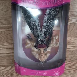 Winter fantasy Barbie (Never opened)