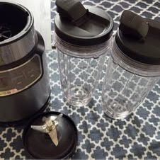Ninja Blender with Two Cups
