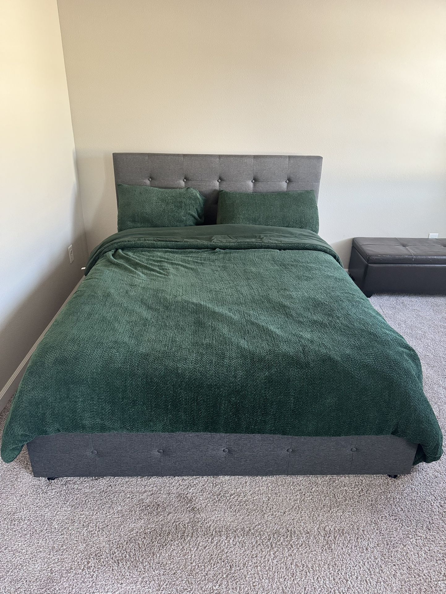 Queen Bed With Mattress