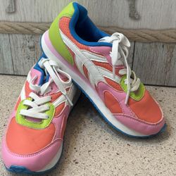 DREAM PAIRS Girls Size 2 Sneakers in a vibrant color-block.  Excellent Condition. Clean, well cared for, lots of life left. Ready for pickup or ship .