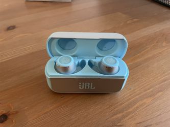 JBL Reflect Flow Earbuds