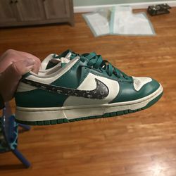 Nike dunks lucky