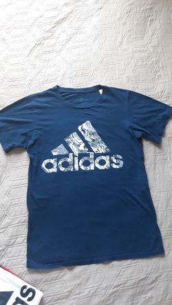Addidas tee