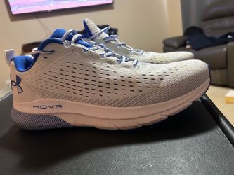 Men’s Under Armour shoes- size 14