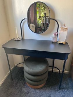 Black Vanity