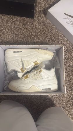 jordan 4 gold metalics