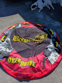 Price drop! Body Glove 5 Person Boat Towing Tube Text Or Call