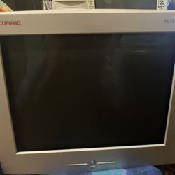 Compaq FS7555 VGA 16” CRT Monitor 