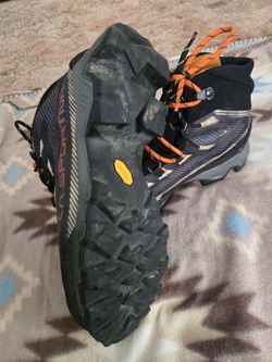 La Sportiva size 42 Gore-Tex Hiking Boots