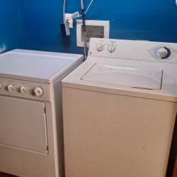 Good Condition Set! Deliver Ava 