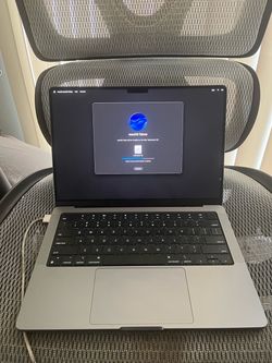 MacBook Pro 14” 2021 M1 Pro - 16GB/512GB Space Gray - Barely Used / Basically New