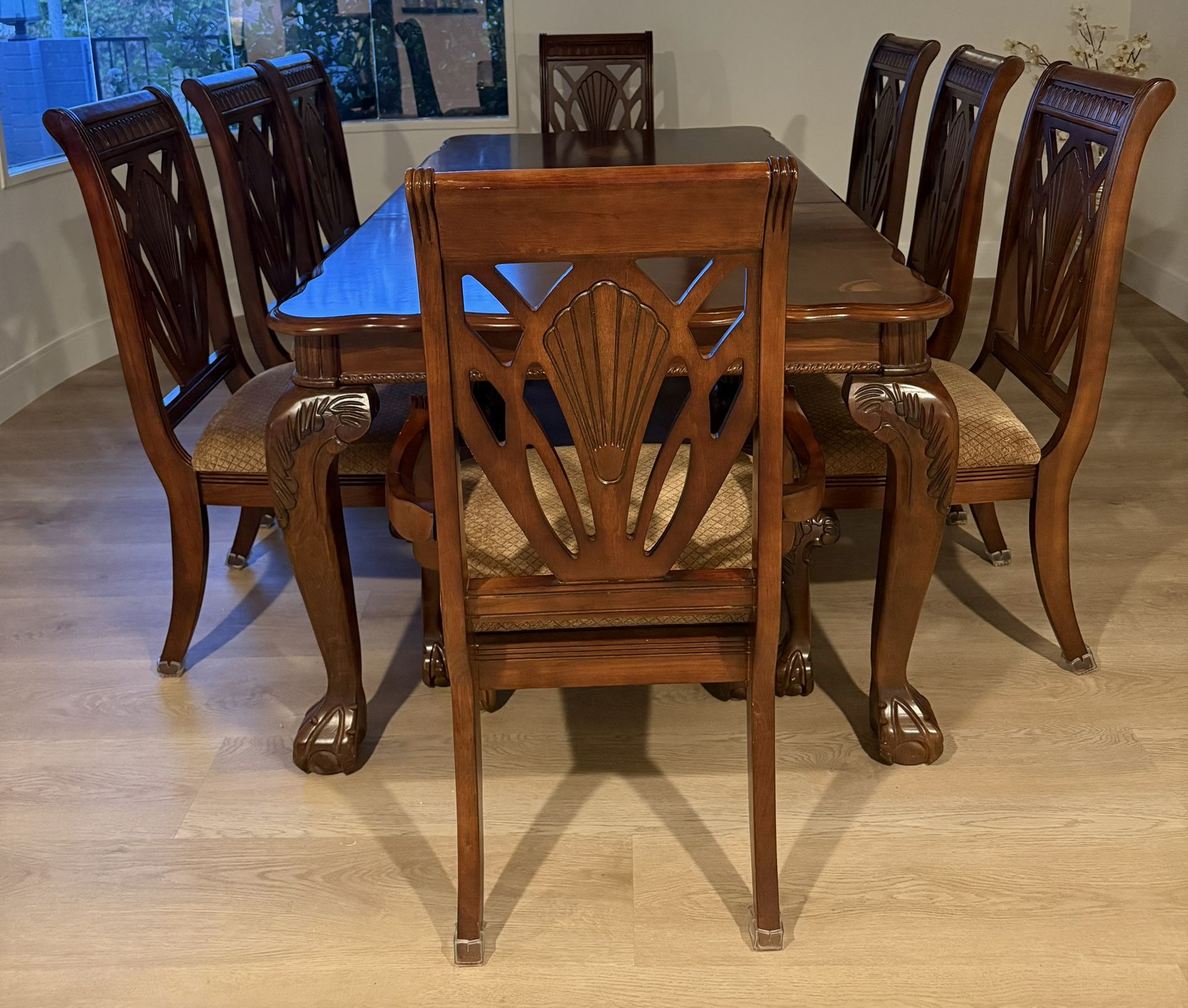 Dining Table And 8 Chairs