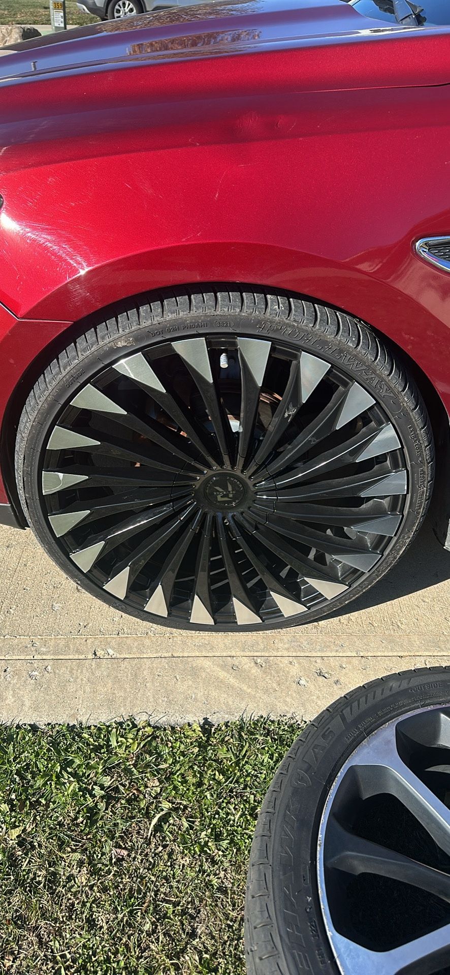 24” Rims And Tired