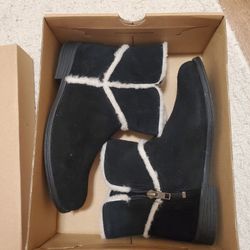 UGGS Shoes