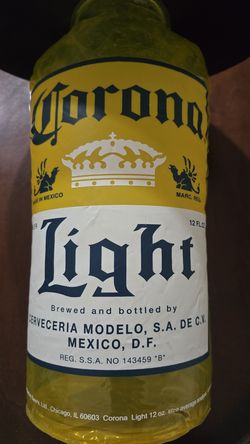 Early 2000's rare Corona light bottle w/ witches hat
