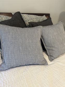 Throw Pillows