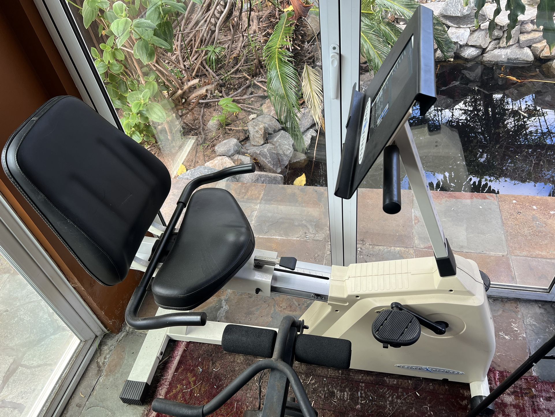 ***FREE*** Exercise Bike ***FREE*** 