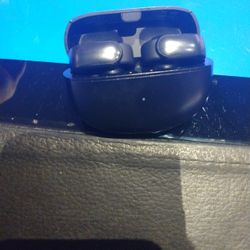 Selling Black Bose Headphones 