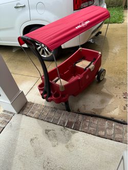 Step2 wagon with canopy