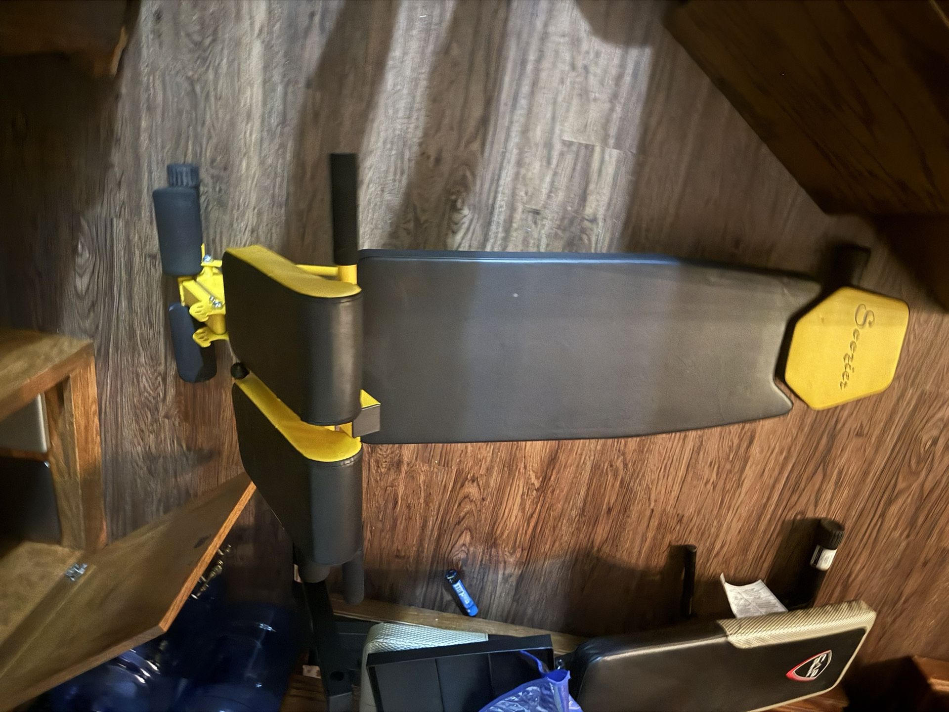 Weight Bench