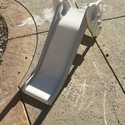 Kid Slide. 