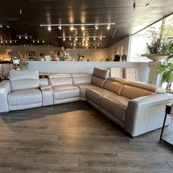 6PC Leather Power Reclining Sectional 