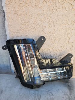 Cadillac Escalade Fog Light LED 2015 2016 2017 2018 2019 2020 OEM