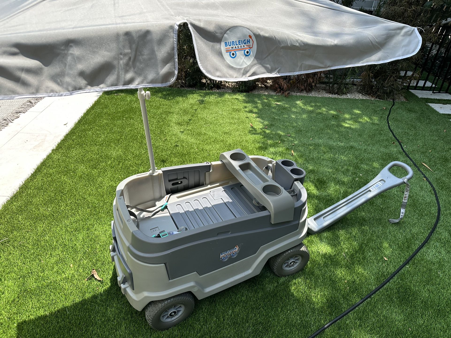 Burleigh Wagon For Beach With Cooler And Umbrella
