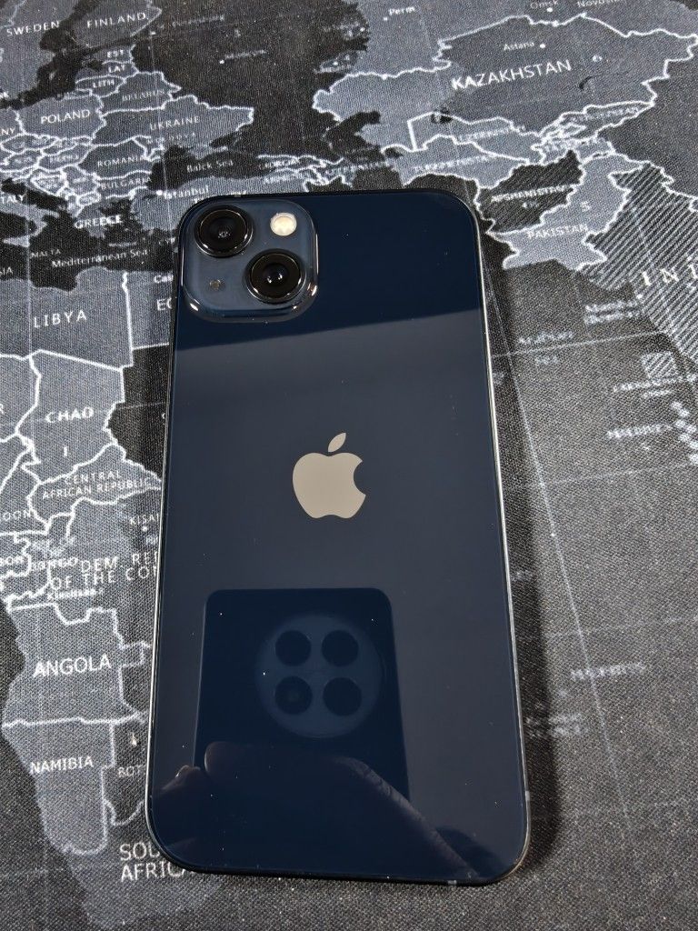iPhone 13 Unlocked 512GB Mint