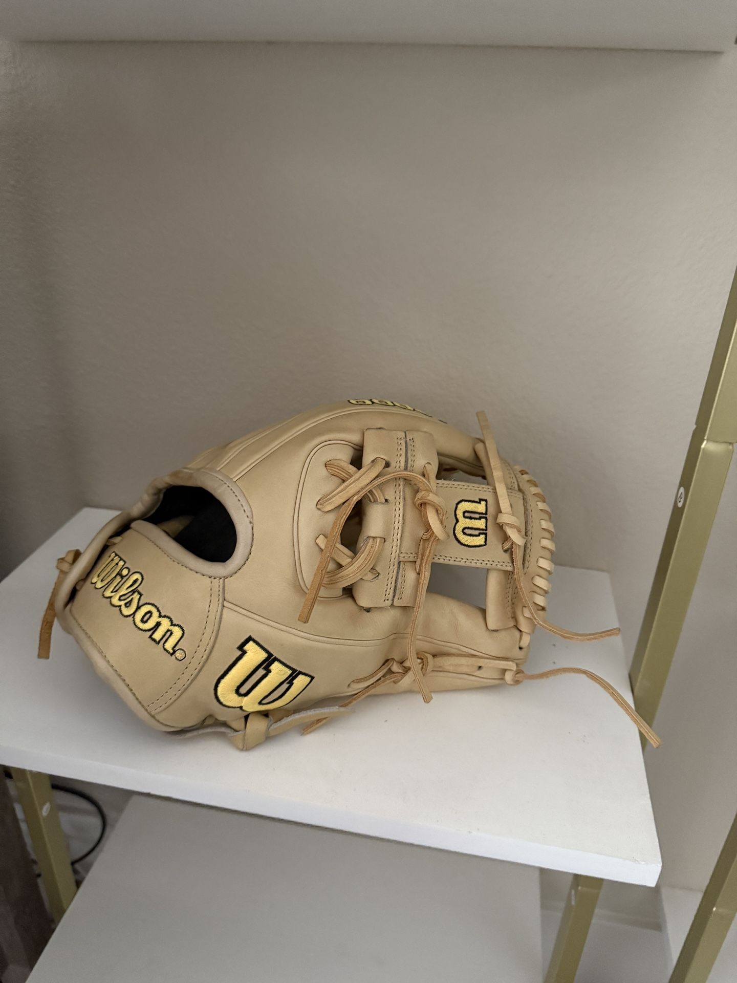 Wilson A2000 Tan 11.5 Glove